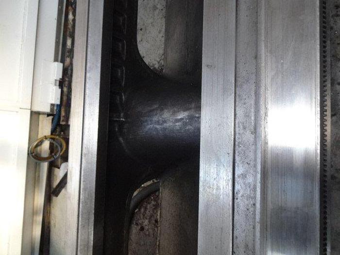 D'occasion TOUR TOS SU 125 x 3000 / Lathe TOS SU 125 x 3000