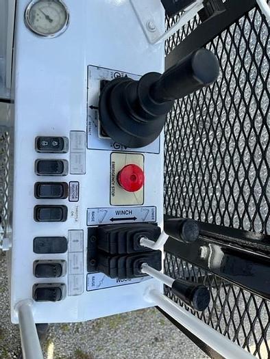 Used Altec AC-18 18 Ton Crane on 2008 International 7300 Reg Cab Flatbed Truck - C57532