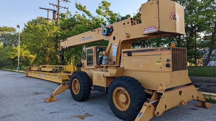 Used Broderson 30,000-Lb Capacity Crane RT-300-B
