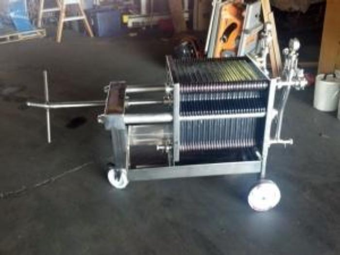 new stock - 40cm x 40cm filter (30 plates)