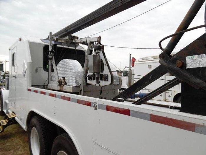 Used 2008 E-line Quickrig Peterbilt