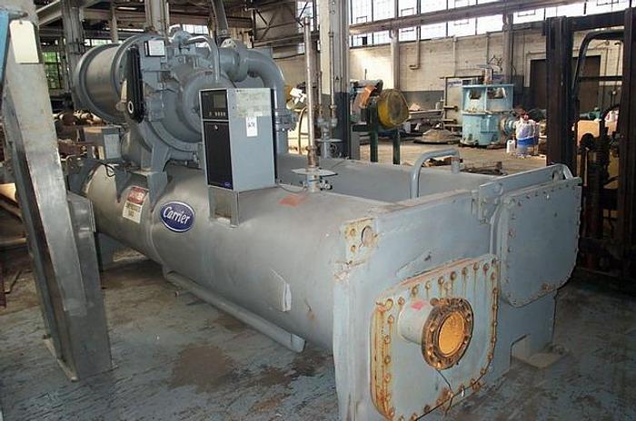 Used Carrier Corp. 19XL4043463CE Automatic Water Chiller, 900# Charge, 375 Psi, R-134A Refrigerant, Tank Model 10Xb44007601, S/N: 579124, Compressor Model 02Xb463Ce, Oil Heater 1200 Watt, 400 Ton, 40-45 F #17780
