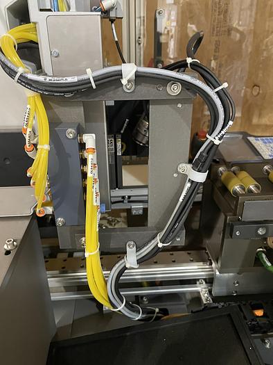 Used 2015 FANUC LRMATE 200ID ROBOTIC LABELING CELL