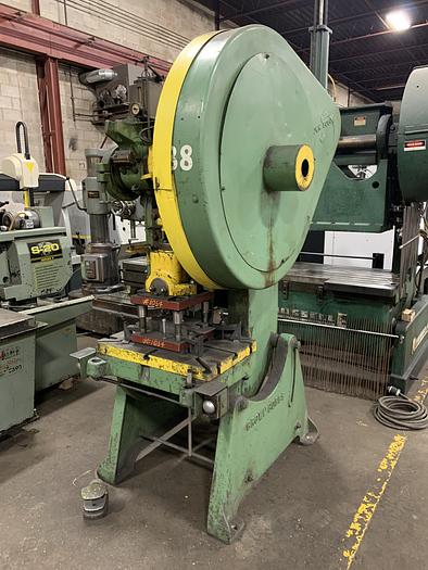 Used 40 TON, BROWN BOGGS, 15LW, OBI PUNCH PRESS