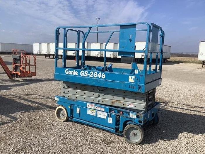 Used 2001 Genie GS-2646 DC Scissor Lift