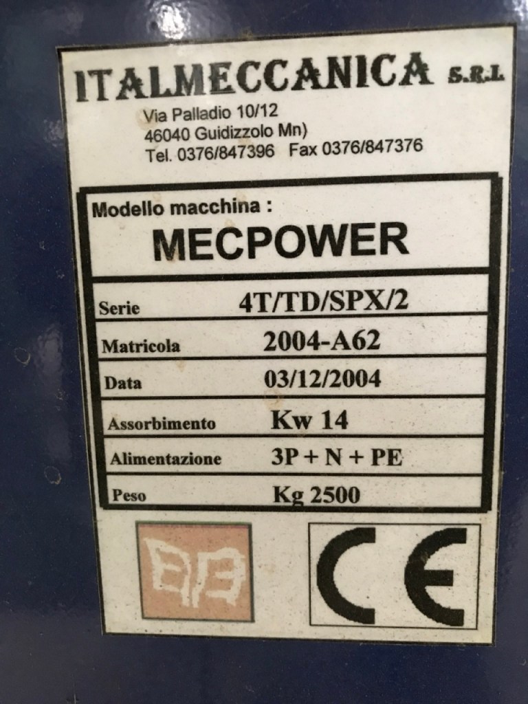 Usato 2004 Spazzatrice superiore marca Italmeccanica