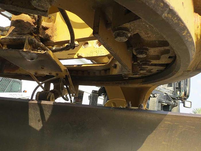 Used 2012 CATERPILLAR 140 M 2 AWD