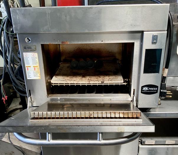 Used Menumaster Convection Oven  MXP22QTT
