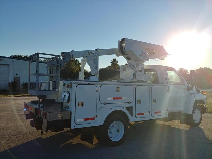 Used Terex TCP36 41ft Cable Placer on a 2007 GMC C5500 Reg Cab Utility Truck - 21808