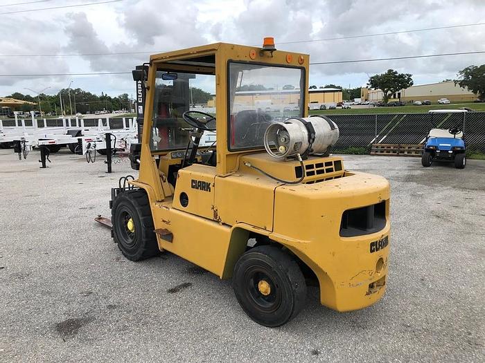 Used Clark C500-Y100 Forklift - 04475