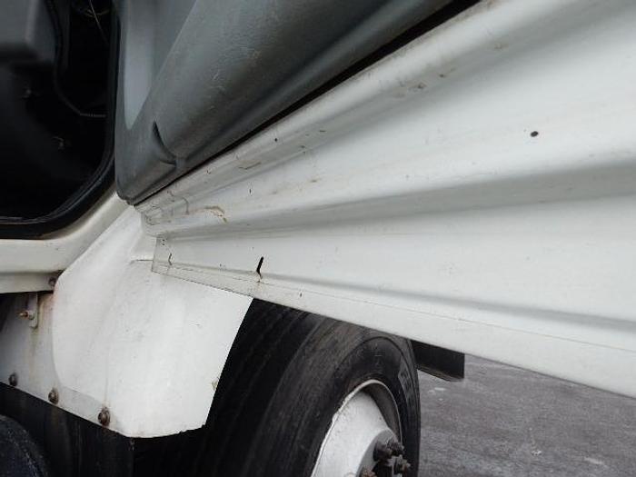 Used 2003 International 7400- Stock #: 8680