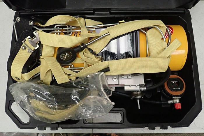 Used Scott Air Pak 2216 P.S.I. UN 1002 Air Tank with Case