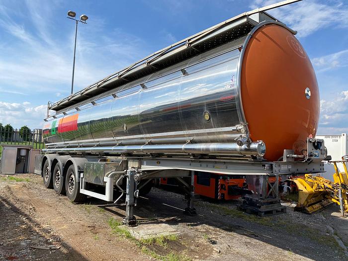 Usato 2011 GRAPAR-MENCI CISTERNA ISOTERMICA