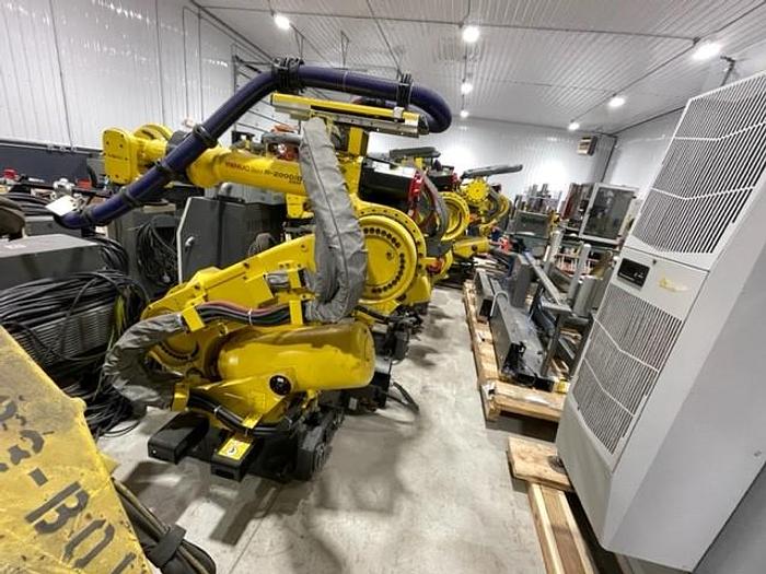 Used FANUC R-2000iB/250F 6 AXIS ROBOT WITH FANUC R30iB CONTROLLER