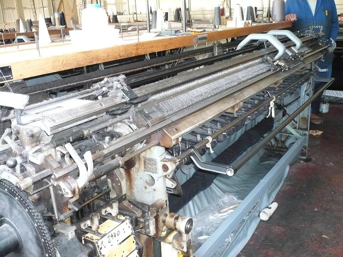 Gebraucht Flachstrickmaschine UNIVERSAL MC2 E05/205 cm