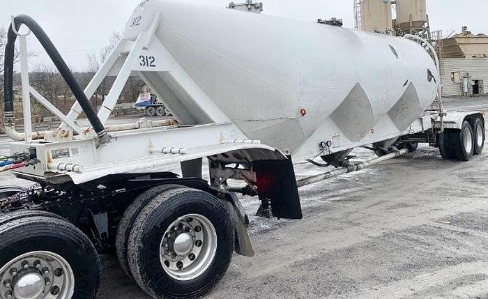 Used 1978 Fruehauf Cement Tanker