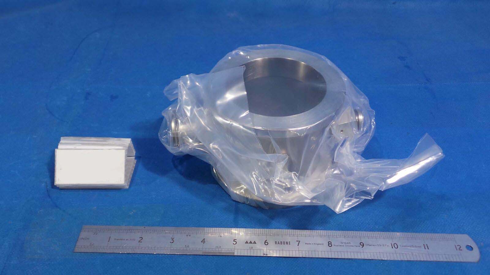 Used 29270-XX VDF HTO Metal / PIPE / Semiconductor Part ( Part was Cleaned,to be Open Only in Clean Room )