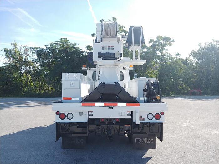 Used Altec DM47-TR Digger Derrick on 2007 International 4300 Utility Truck - 80412