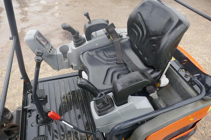 Used 2014 KUBOTA KX015-4