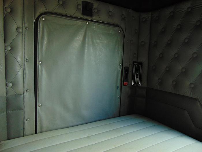 Used 2004 KENWORTH T800B 6X4 WINCH TRACTOR " CAT "