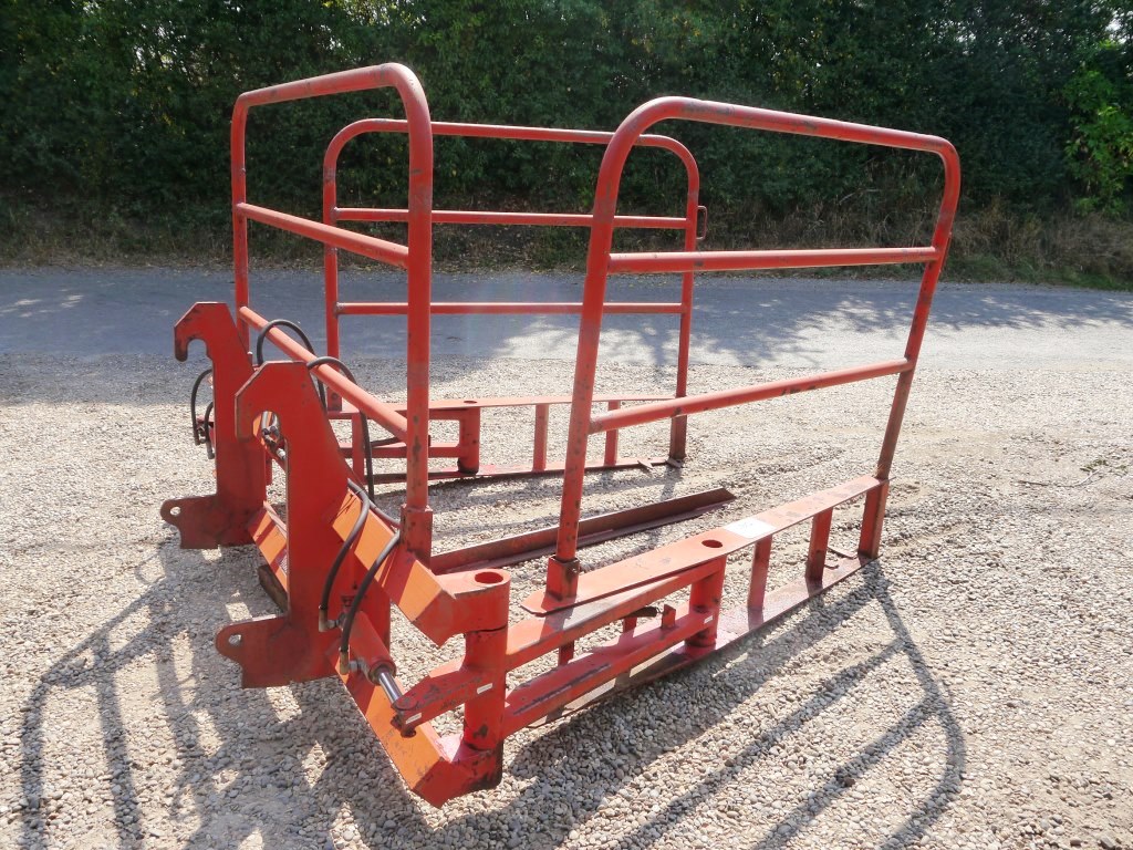 Used MultiMate 40 Bale Squeeze