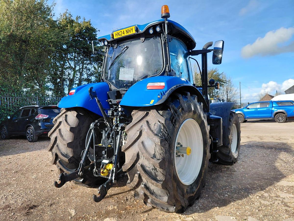 Used 2024 NEW HOLLAND T7.245 POWER COMMAND