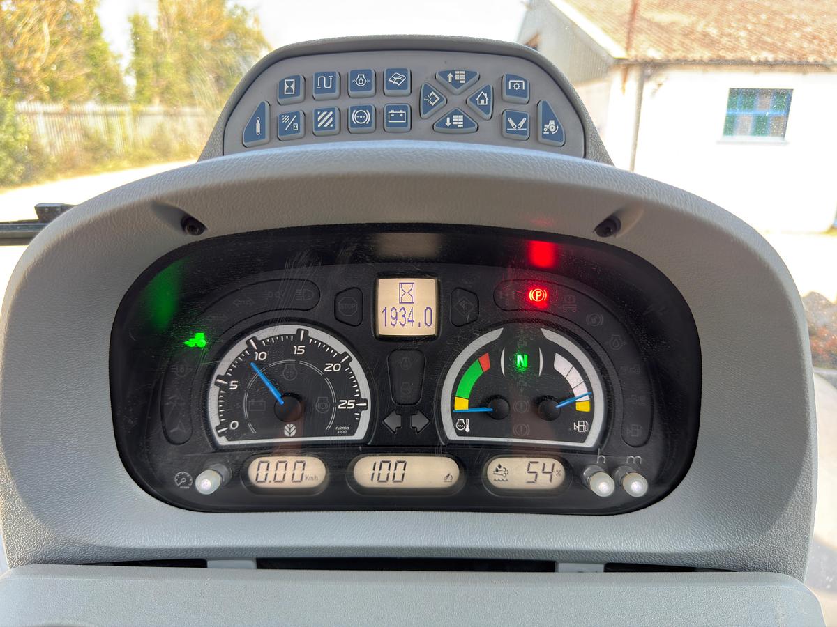 Used 2025 NEW HOLLAND T6.180