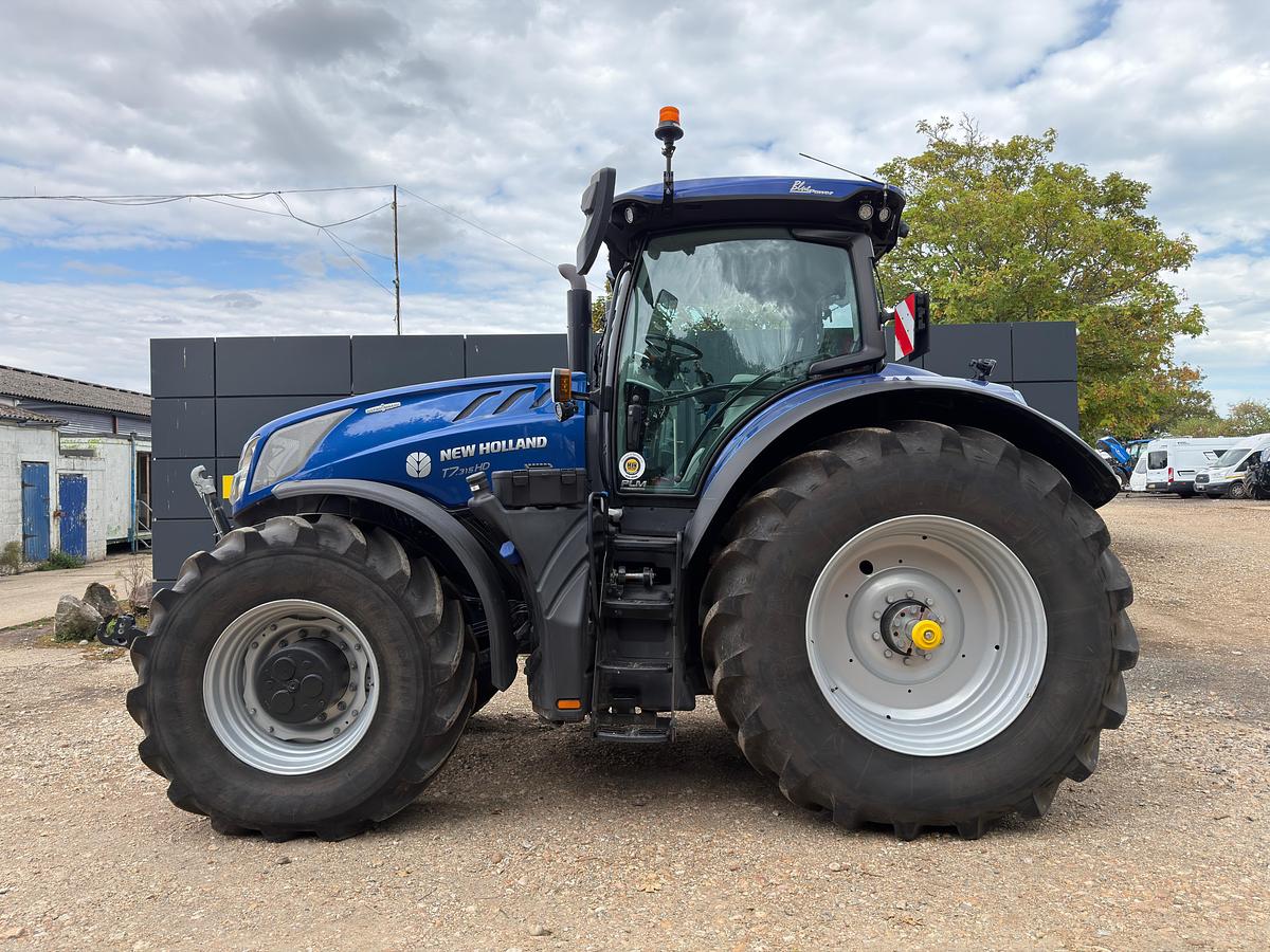 Used 2025 NEW HOLLAND T7.315 HD PLMI AUTO COMMAND