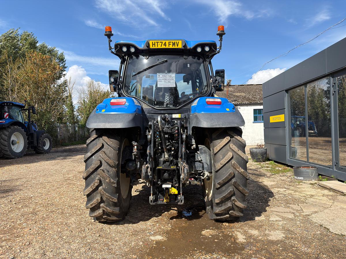 Used 2025 NEW HOLLAND T6.180 DYANMIC COMMAND