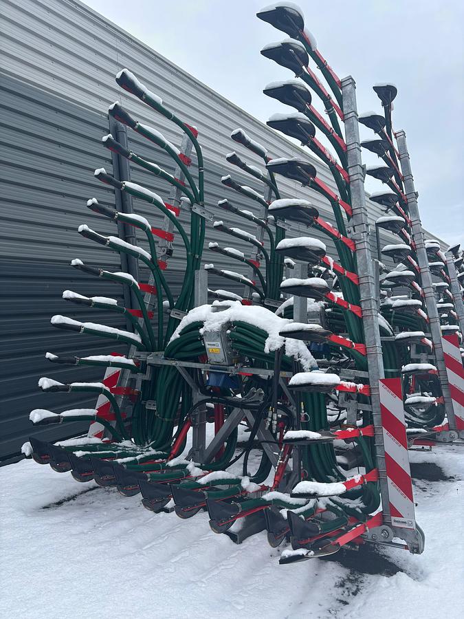 Used 2021 VOGELSANG Trailing shoe linkage UniSpread 9m