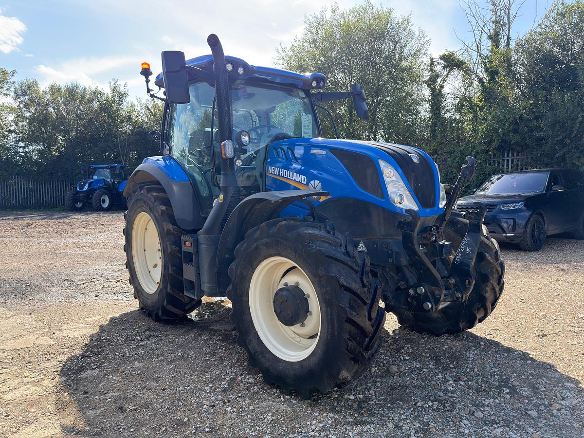 Used 2025 NEW HOLLAND T6.180 DYANMIC COMMAND