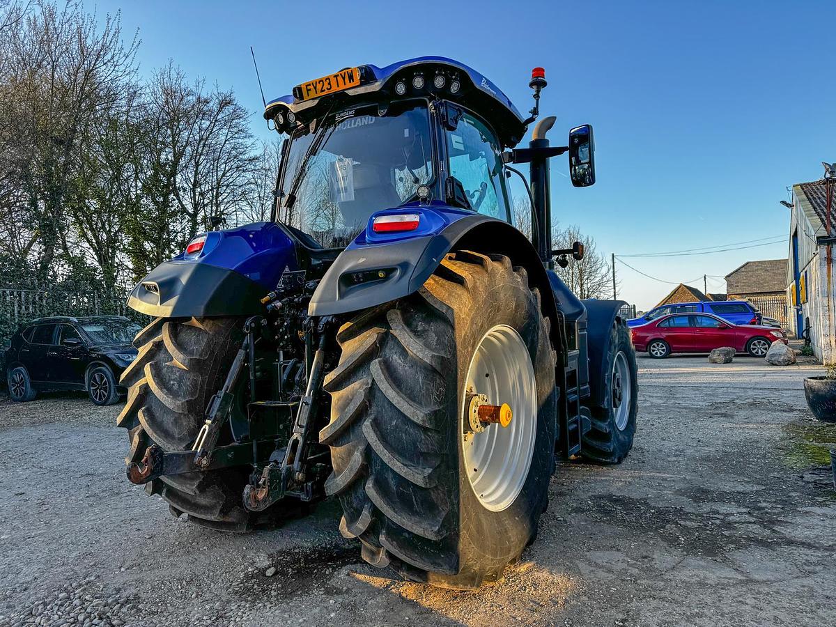 Used 2023 NEW HOLLAND T7.315HD AUTO COMMAND