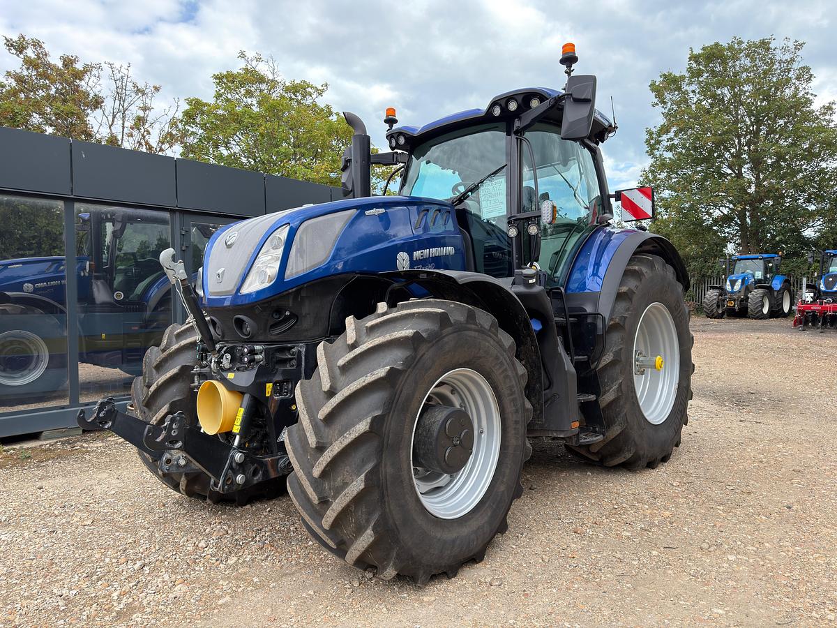 Used 2025 NEW HOLLAND T7.315 HD PLMI AUTO COMMAND