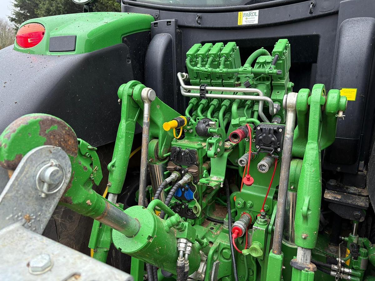 Used 2022 JOHN DEERE 6R215