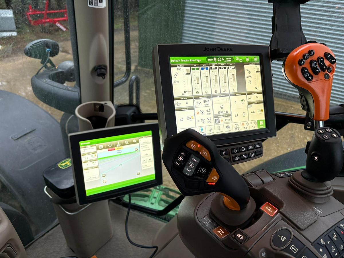 Used 2022 JOHN DEERE 6R215