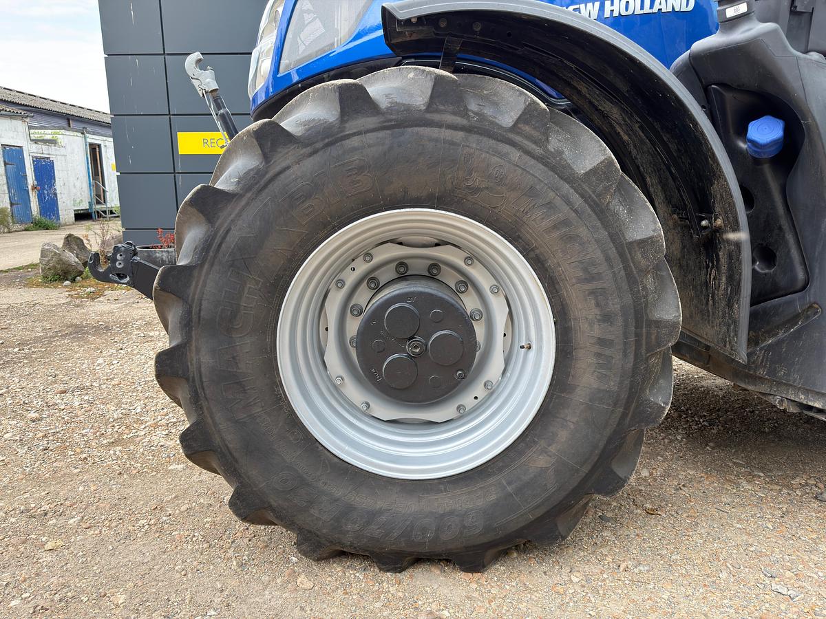 Used 2025 NEW HOLLAND T7.315 HD PLMI AUTO COMMAND