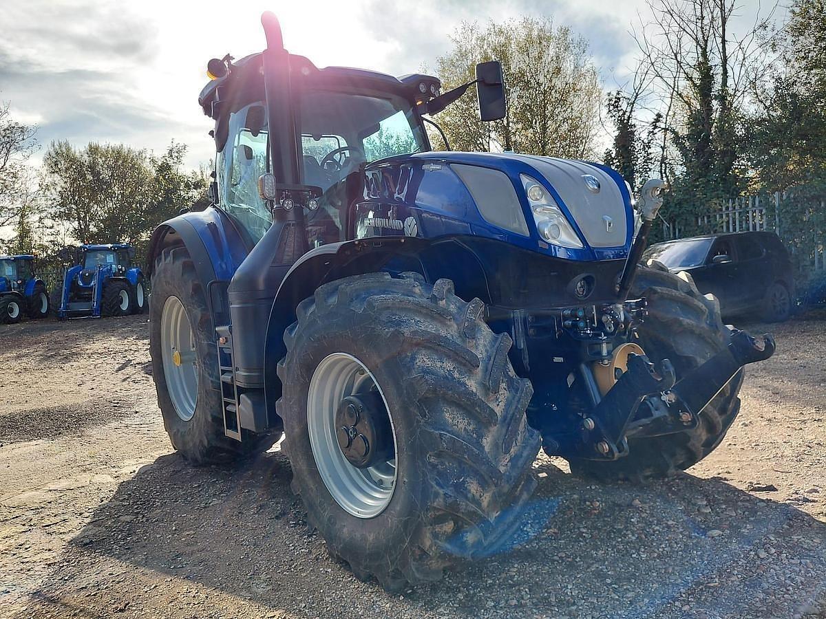 Used 2024 NEW HOLLAND T7.315 HD PLMI AUTO COMMAND