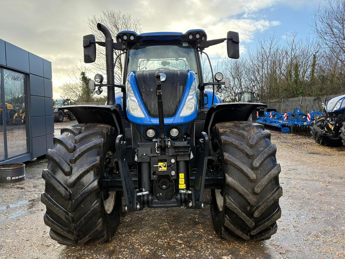 Used 2024 NEW HOLLAND T7.270 AUTO COMMAND