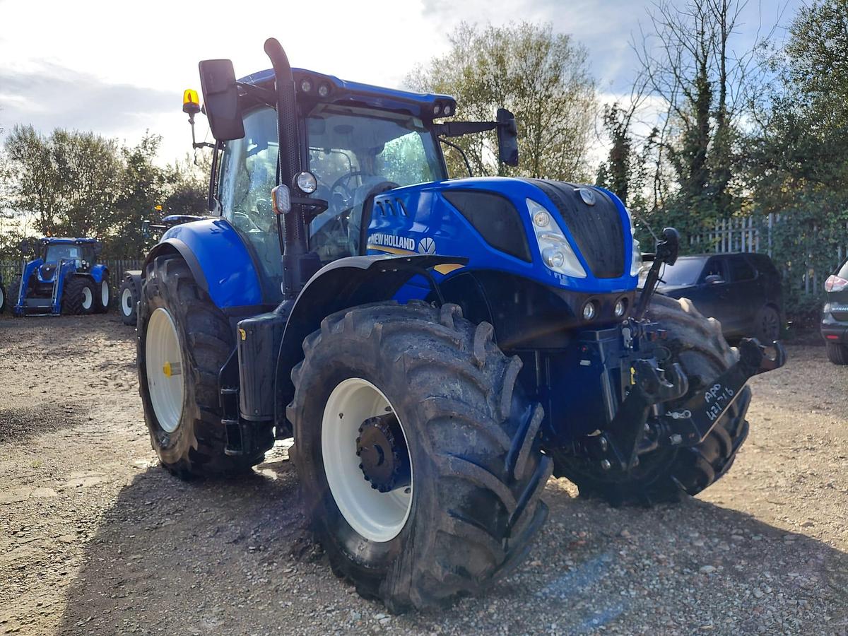 Used 2024 NEW HOLLAND T7.245 POWER COMMAND