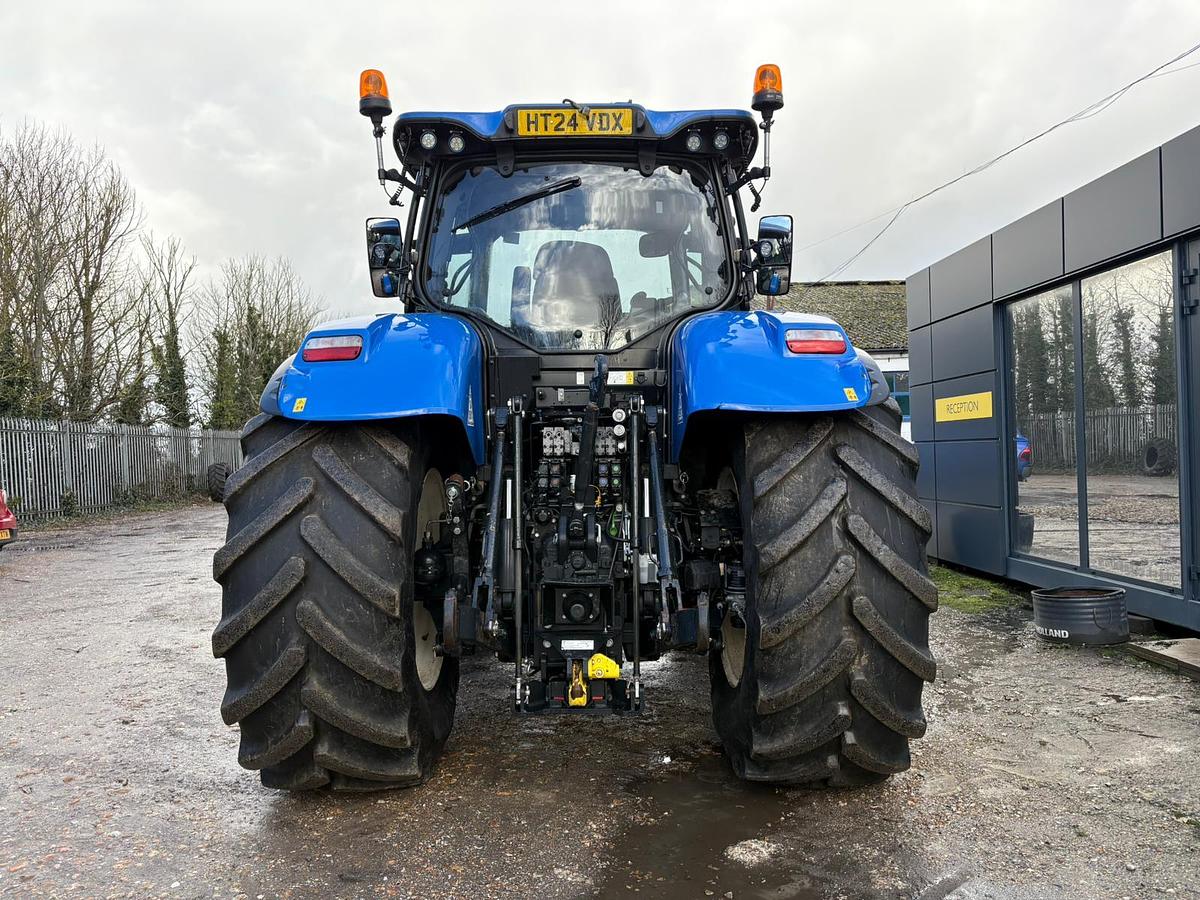 Used 2024 NEW HOLLAND T7.270 AUTO COMMAND