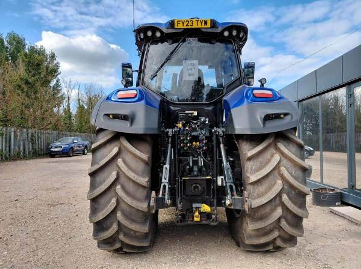 Used NEW HOLLAND T7.315 HD