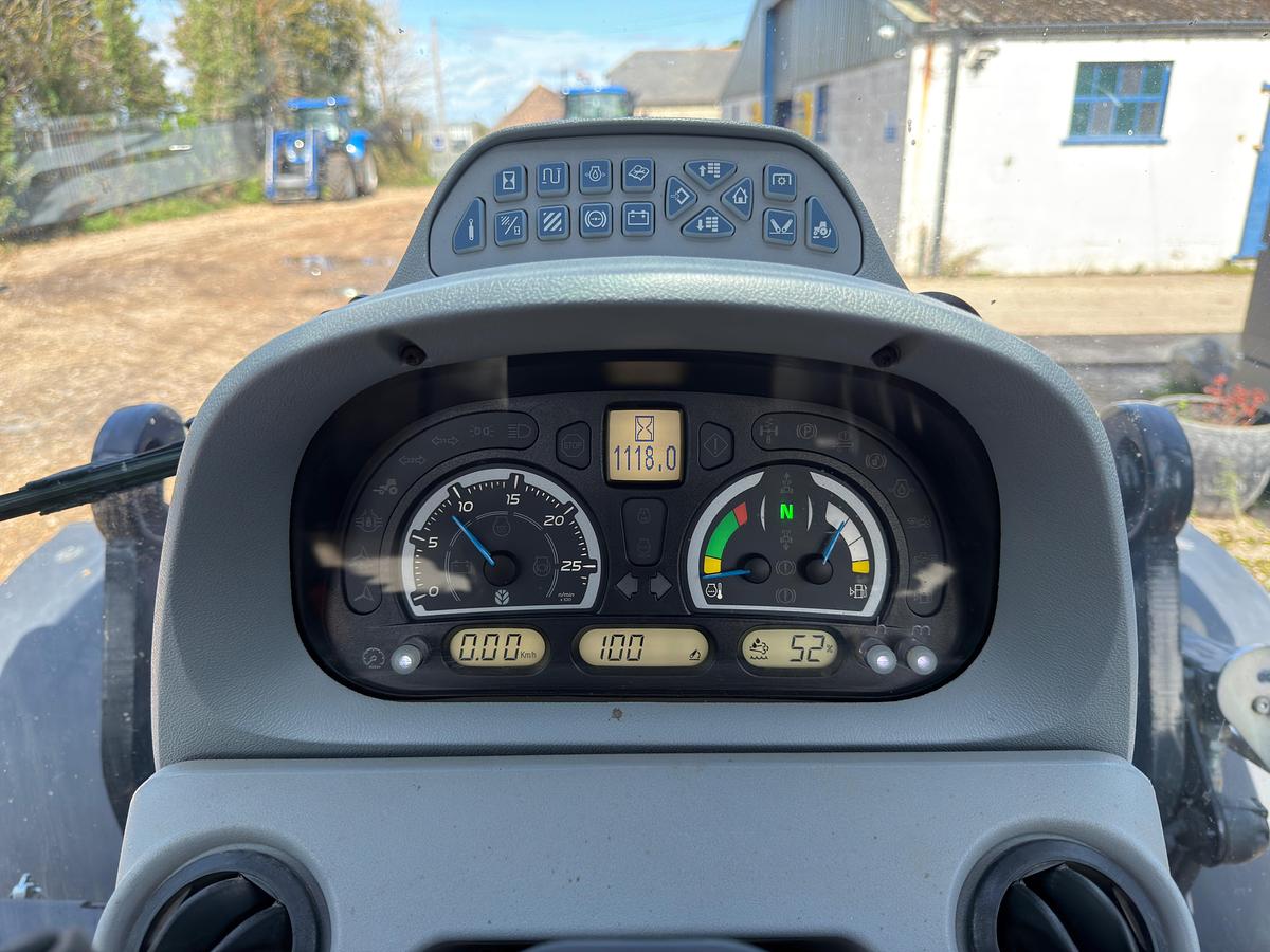Used 2025 NEW HOLLAND T5.140