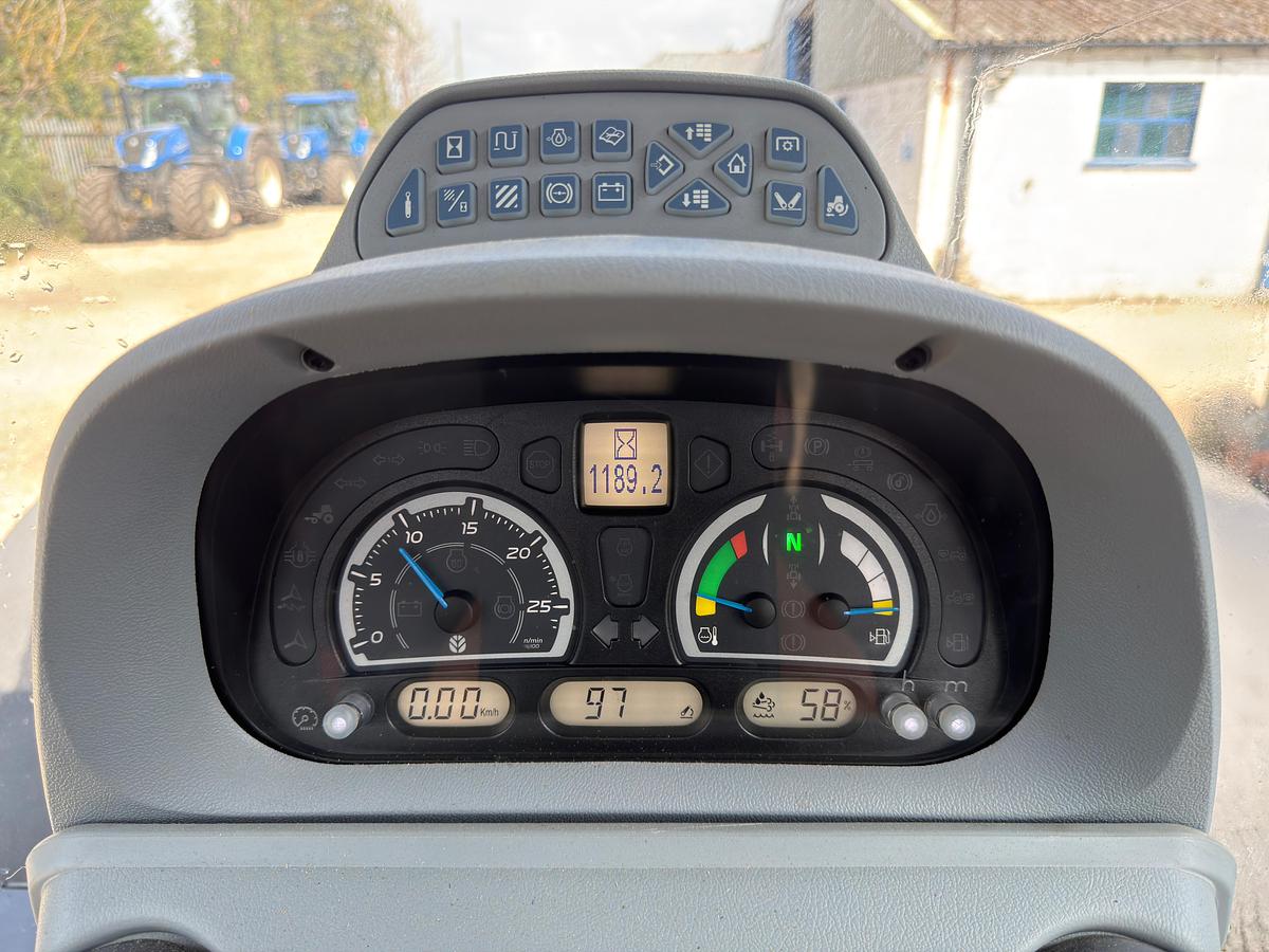 Used 2025 NEW HOLLAND T7.245 POWER COMMAND