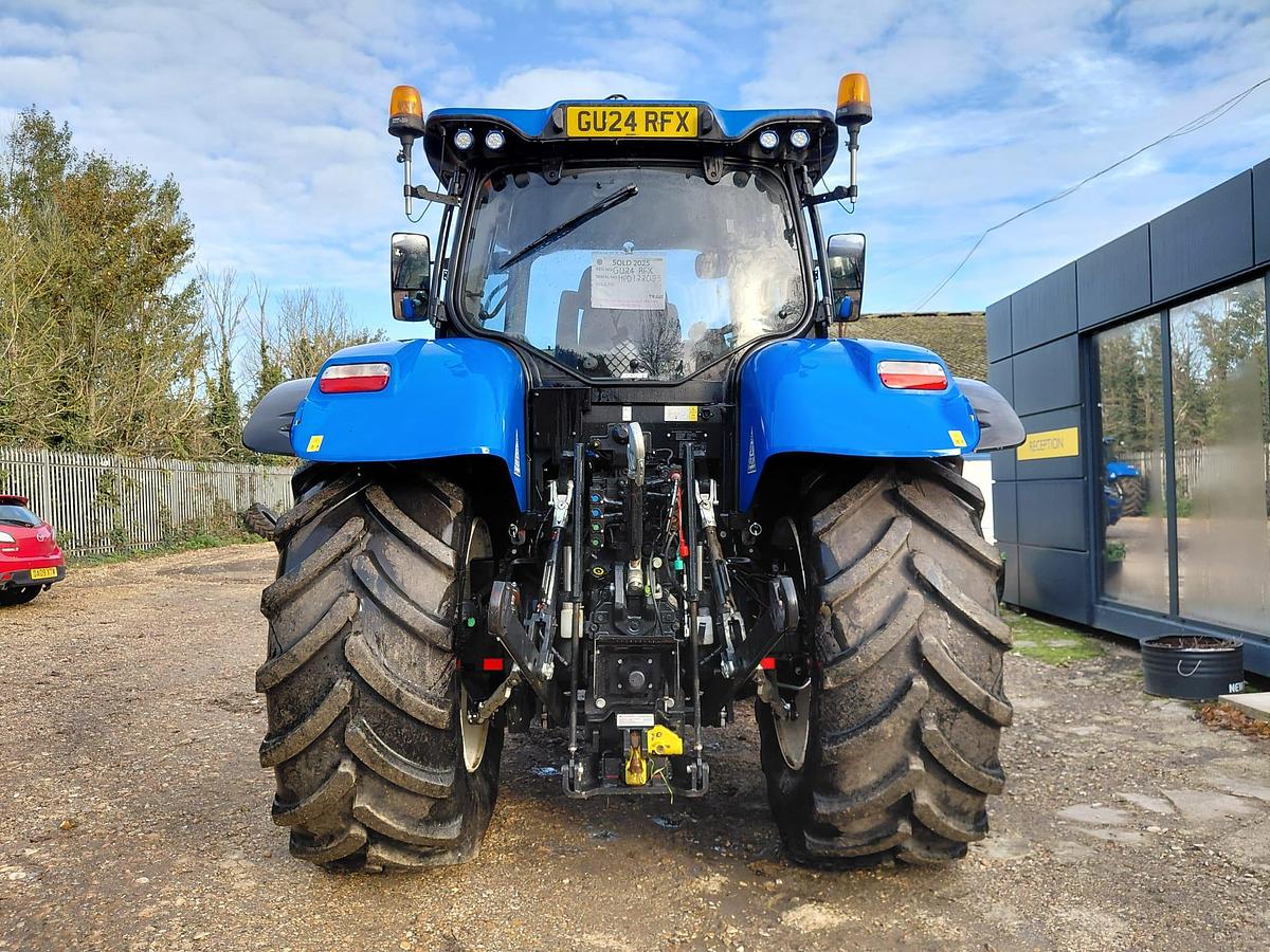 Used 2024 NEW HOLLAND T7.225 AUTO COMMAND