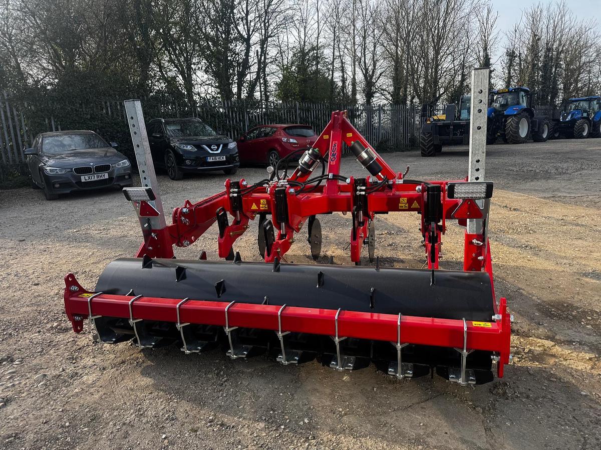 Used 2025 SUMO UK GLS.5