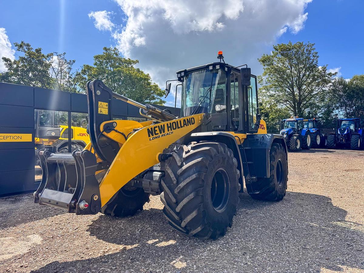 Used NEW HOLLAND W170 D