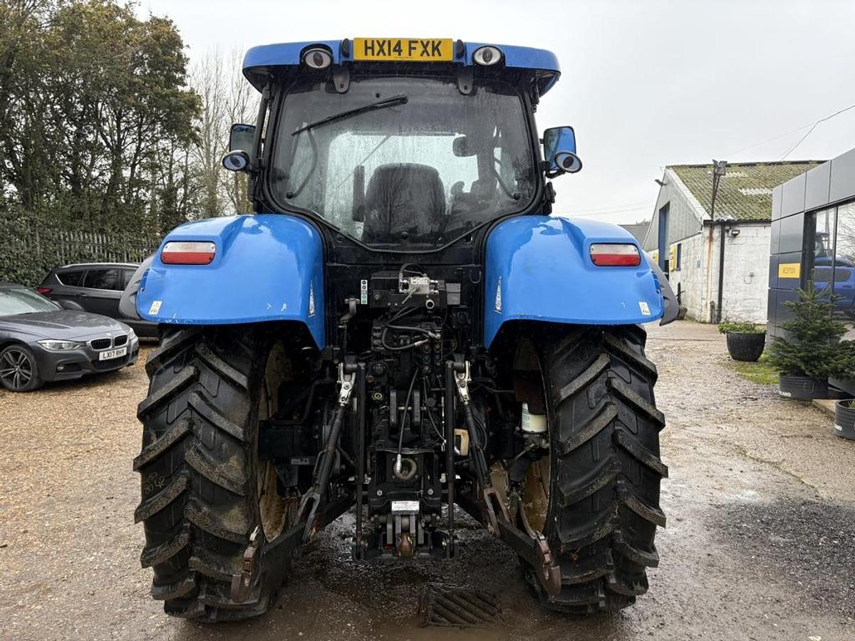 Used 2014 NEW HOLLAND T7.210