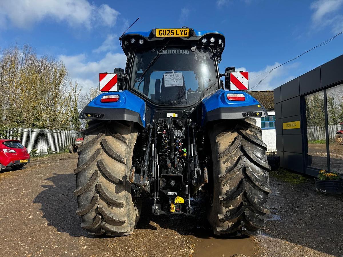 Used 2025 NEW HOLLAND T7.270 AUTO COMMAND