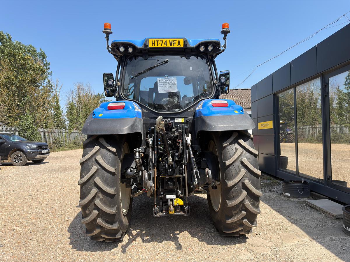 Used 2025 NEW HOLLAND T6.180