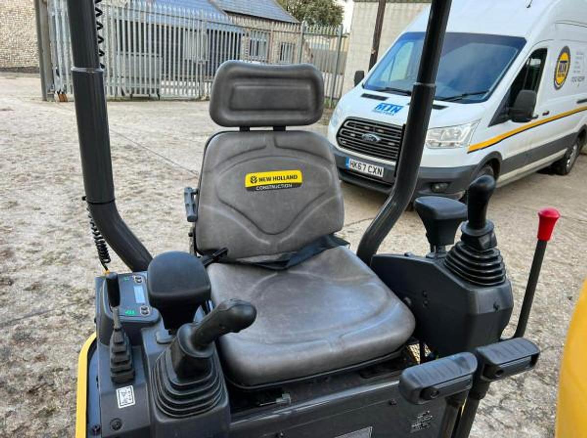 Used NEW HOLLAND E17C